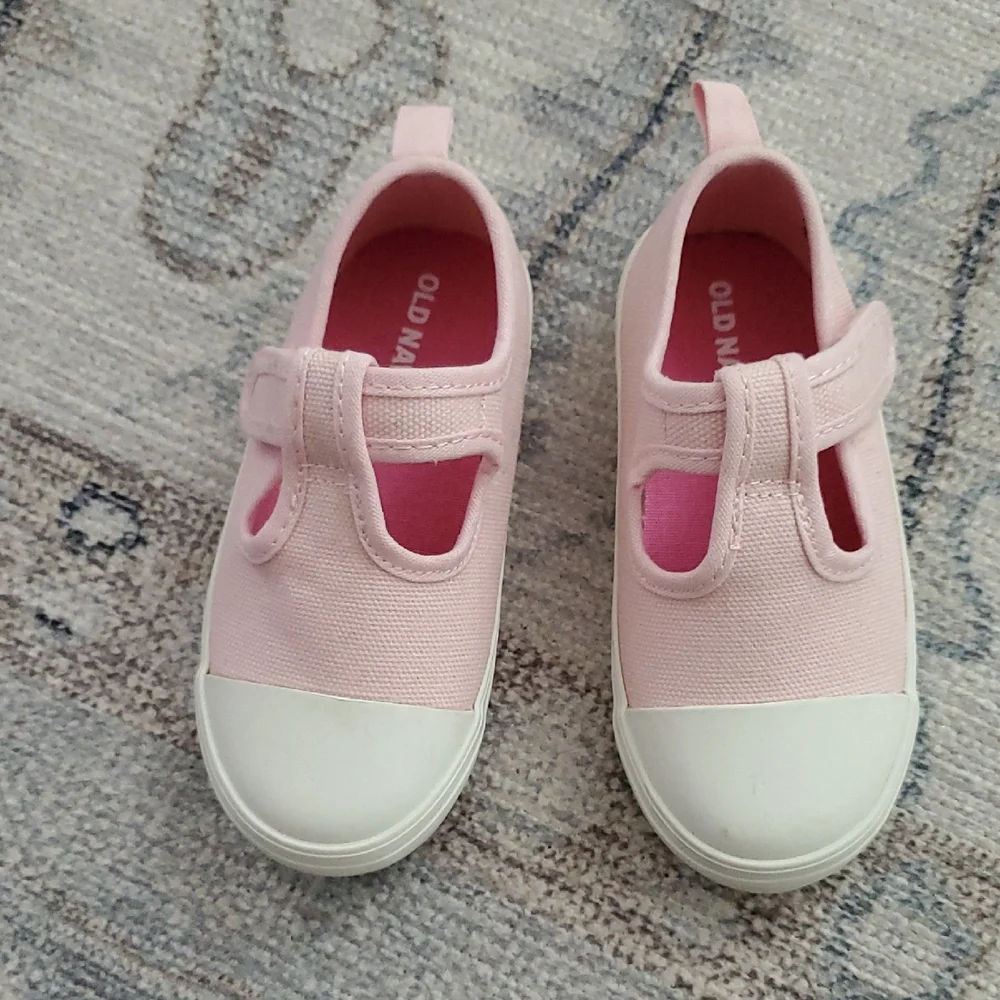 Old Navy Light Pink Mary-Jane Canvas Sneakers for Toddler Girls Sz6